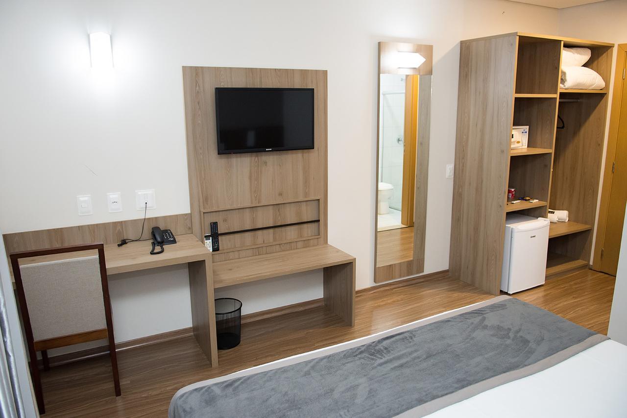 Ives Hotel 科斯塔里卡 外观 照片
